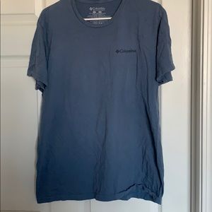 Columbia T-shirt